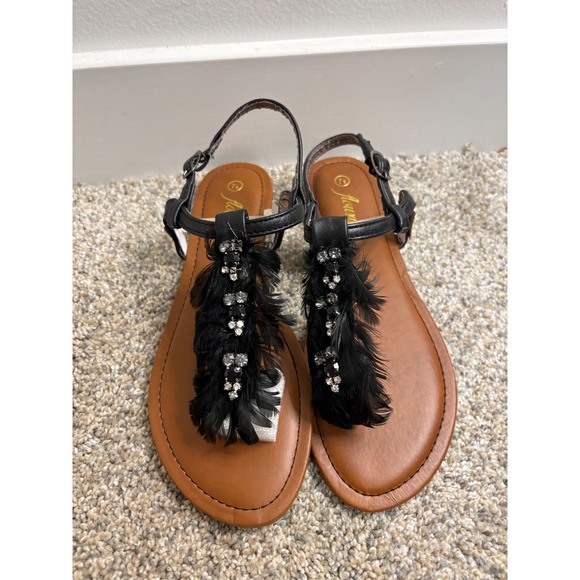 Flourish Shoes - New Y2K Flourish Black Sandals with Feathers & Gems – Size 7.5